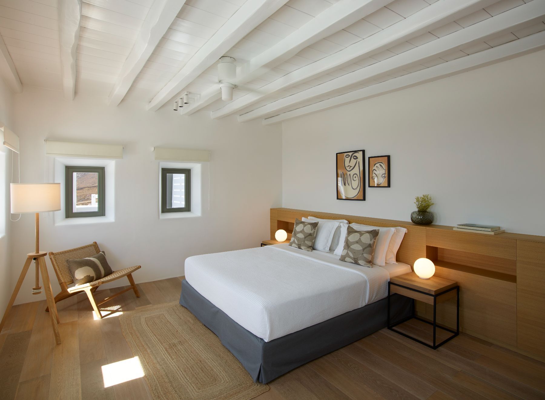 Nicole villa photo.